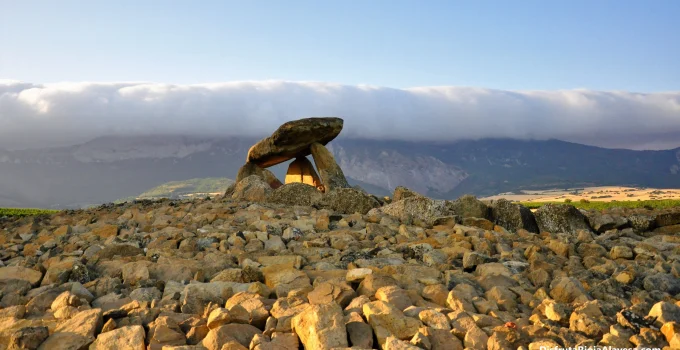 Chabola de la Hechicera: conoce el dolmen más mágico de Rioja Alavesa
